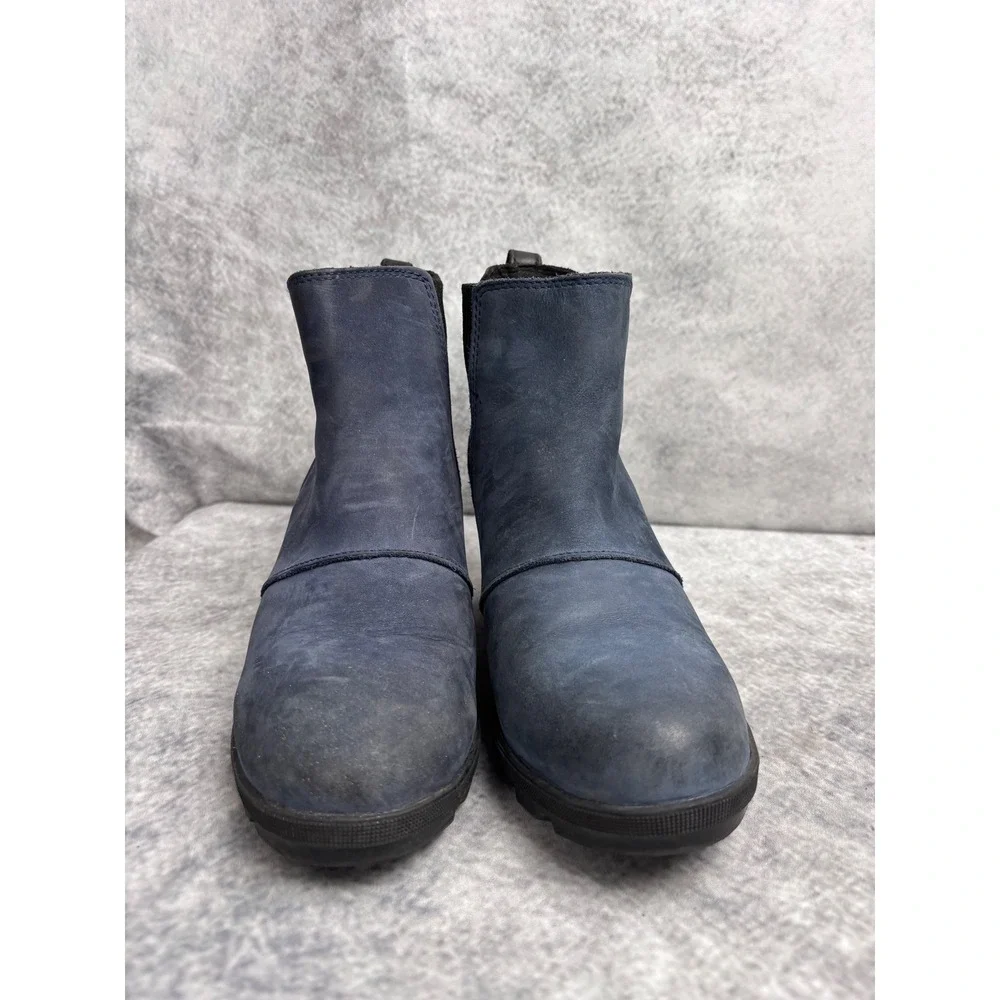Sorel size color